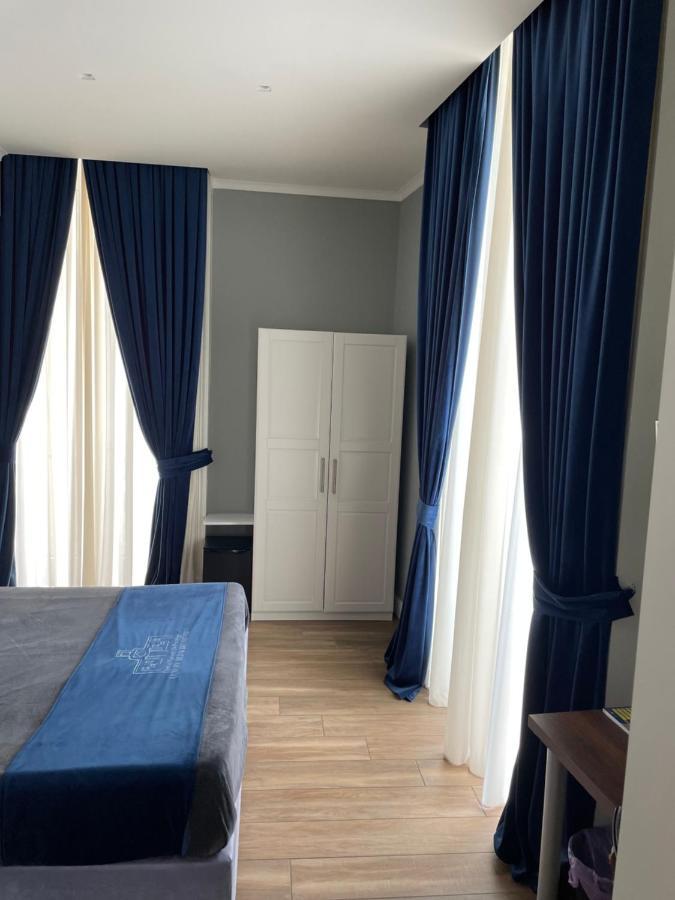 Couette-café Dante Maison De Prestige 3*